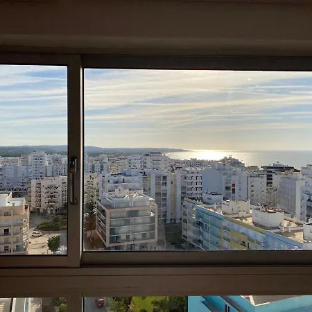 Armacao De Pera Apartment